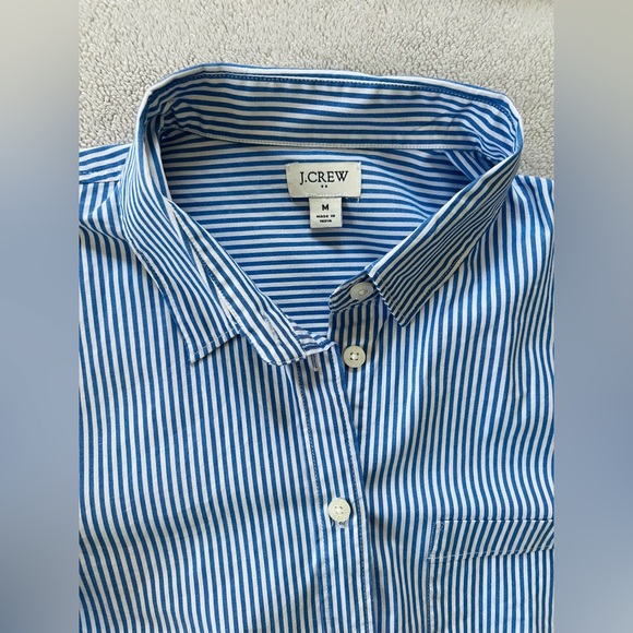 J.Crew Women’s M Blue White Stripe Long Sleeve Button Down Shirt Great Condition - Picture 2 of 8